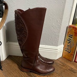 Wide calf riding boots
